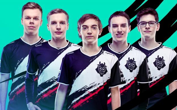 他在关键时 他在关键时